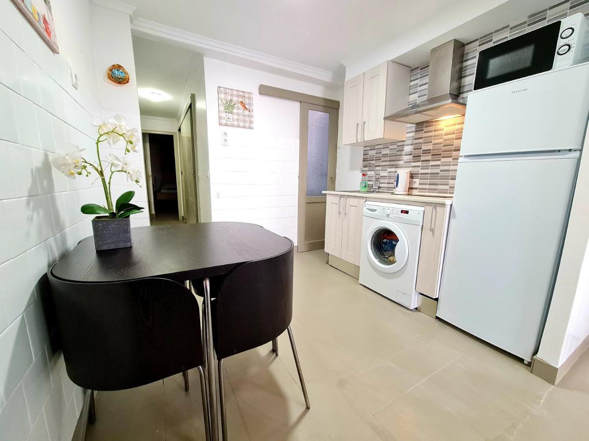 Comodo Apartamento Cerca Del Mar 산타 폴라 외부 사진
