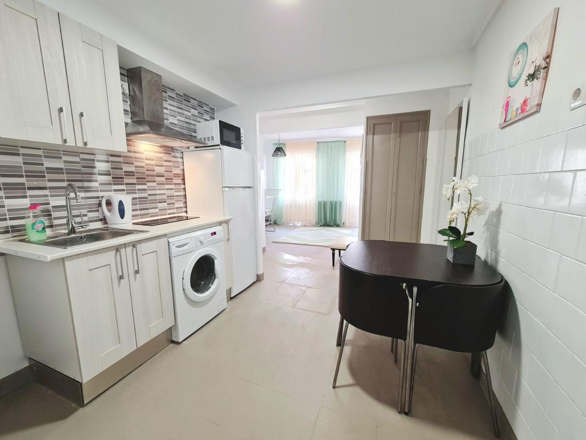 Comodo Apartamento Cerca Del Mar 산타 폴라 외부 사진